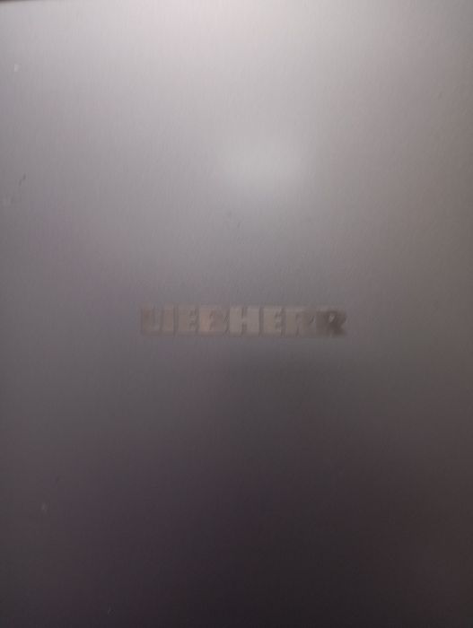 Сив комбиниран хладилник с фризер Liebherr с 2 години гаранция!