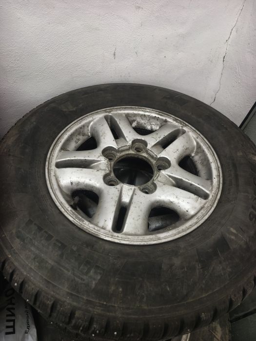 Диск покрышка зимный 245/70/R16