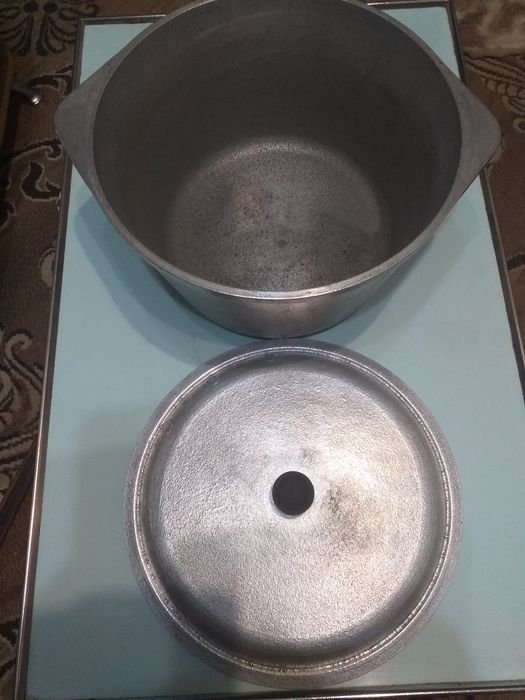 Продам казан 5литров