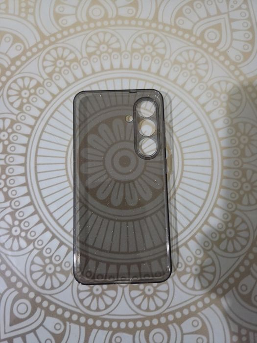 Зарядки разные 500 тенге.