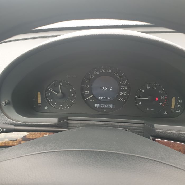 Mercedes s211 e240 4matic benzina