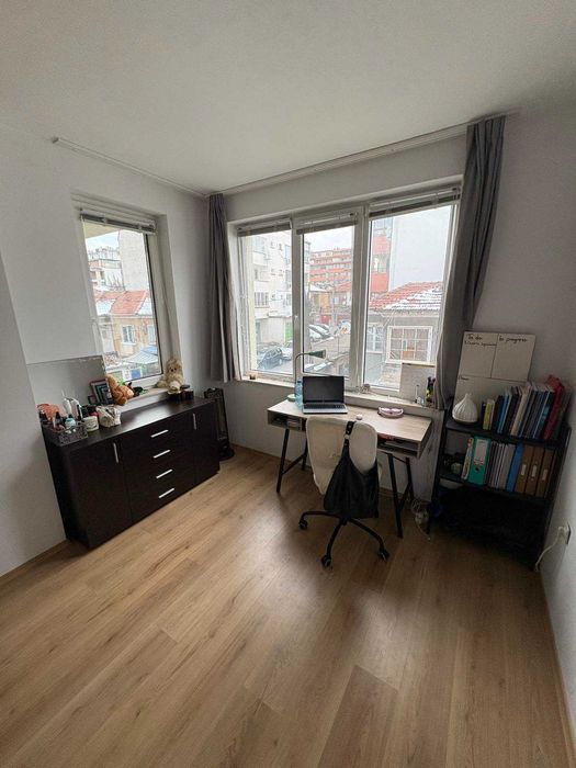 Продава се Тристаен апартамент в Стара Загора, Център - 122 кв.м за 1169 €/кв.м - Снимка #9