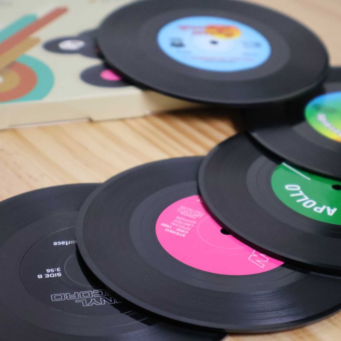 Suporturi Pahar Retro tip vinyl – Noi