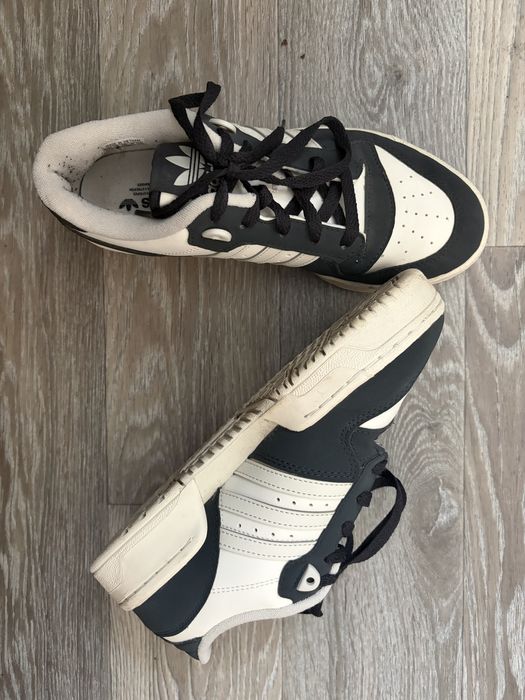 Кроссовки ADIDAS RIVALRY LOW, оригинал, 39 размер
