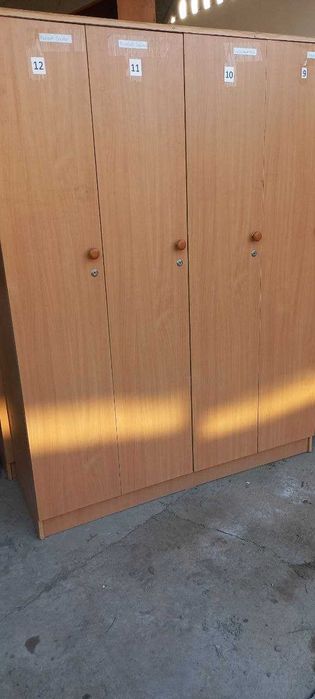 Шкаф 4 створчетый