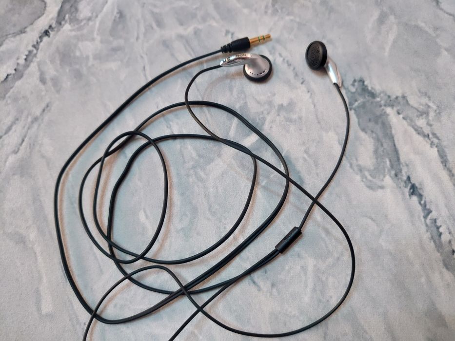 Наушники Sony mdr-e838 Корея.