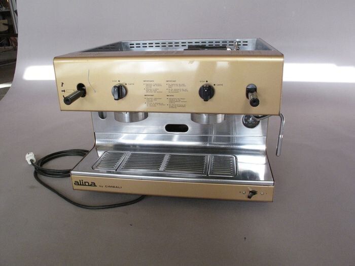 Кофемашина Аренда в комплекте с кофемолкой. Ремонт и обслуживание.