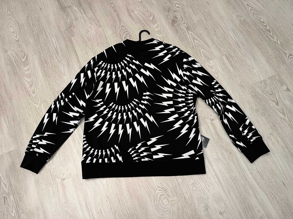 Neil Barrett bluza XL autentica, retail 590 euro