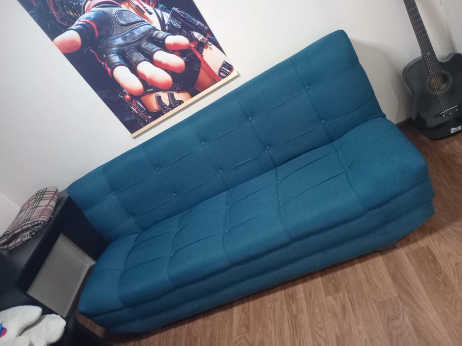 Продам диваны 2 штуки