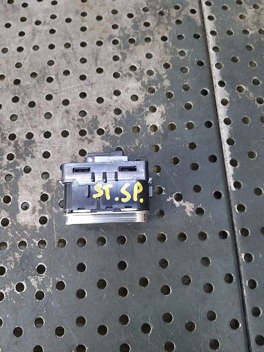 Buton geam electric stanga spate mercedes b class w247 a1679050201