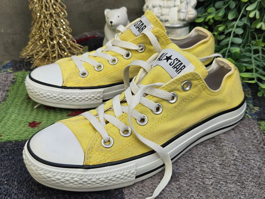 Converse кецове в жълто N37.5