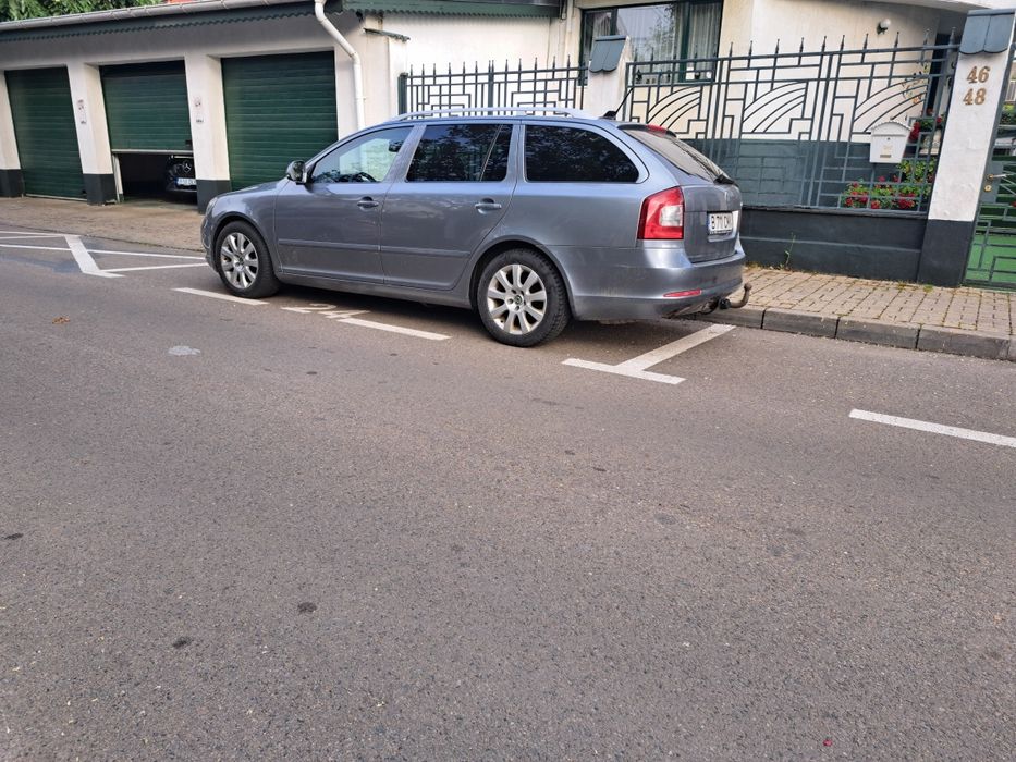SKODA Octavia 2012 — imagine 3