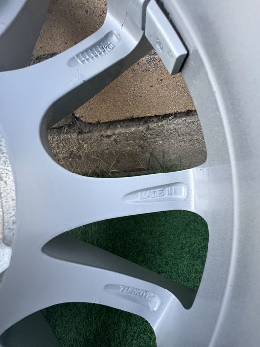 4 броя Джанти БМВ BMW Style 390 16 цола за F30 F31 e90 e91 e87 e46 e36