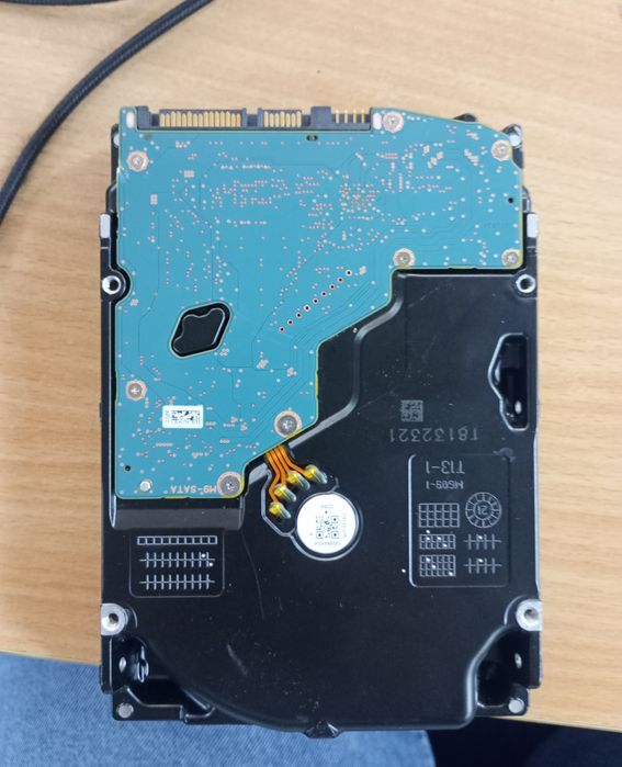 Hard disk intern servere 18TB Toshiba