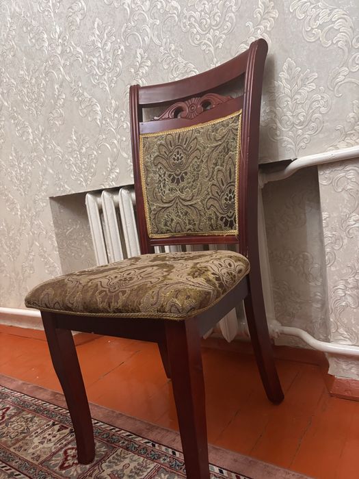 Продается стулья