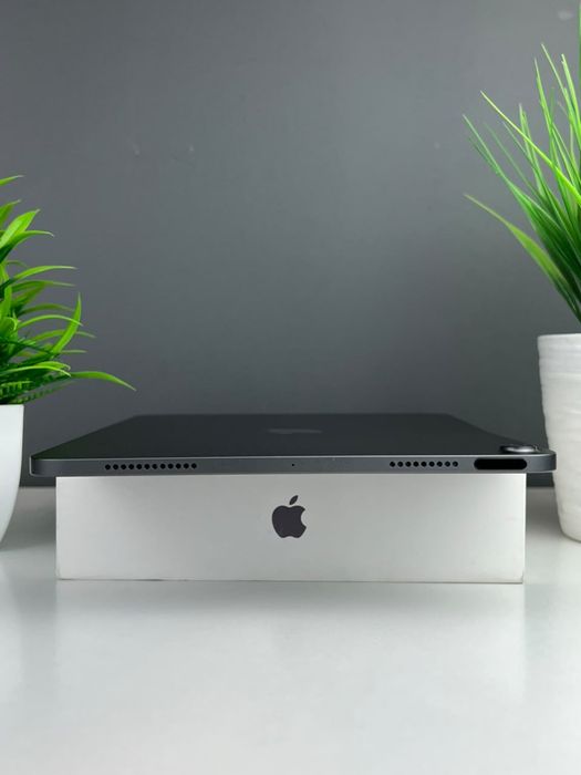 Планшет Apple iPad Air 10.9 256GB 2022