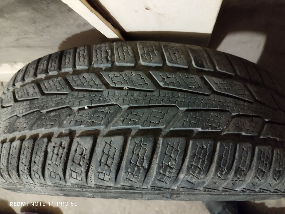 Продавам гуми senperit 195/65/15