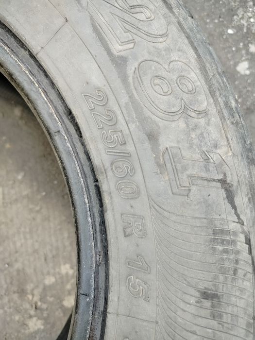 Продам шину на запаску р 15