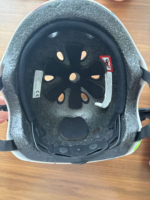 Предпазна каска за спорт Itsmagical