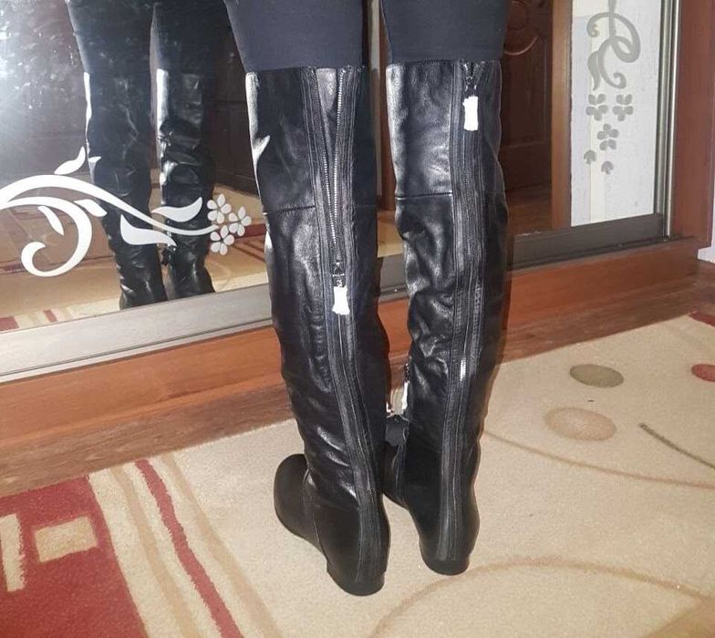 Продам новые зимние сапоги