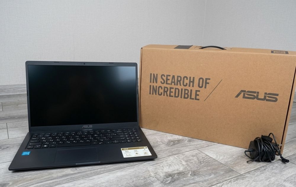 ASUS VivoBook 15