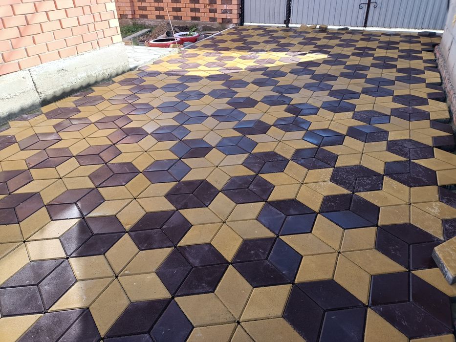 Укладка тротуарной плитки и брусчатки