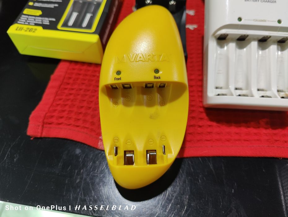 Зарядни устройства за всички типове и модели презареждащи батерии проф