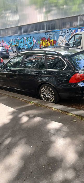 Automobile masina