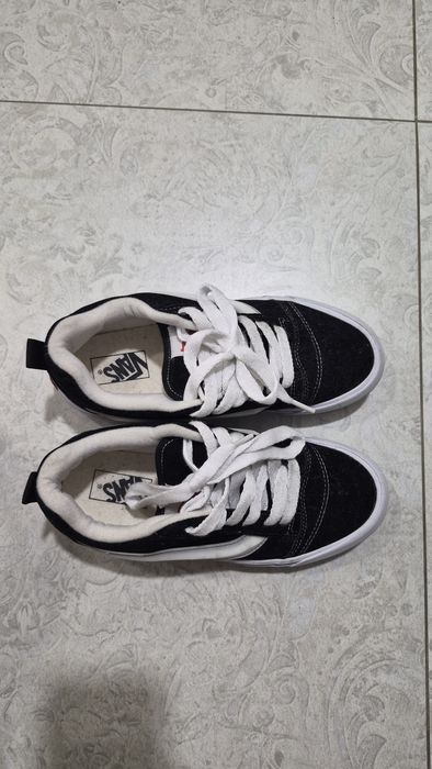 Кроссовки vans knu skool