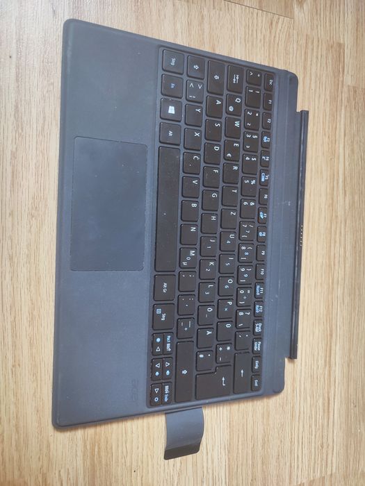 Carcasa display + Tastatura Detașabilă - Acer Switch 3 N17H1
