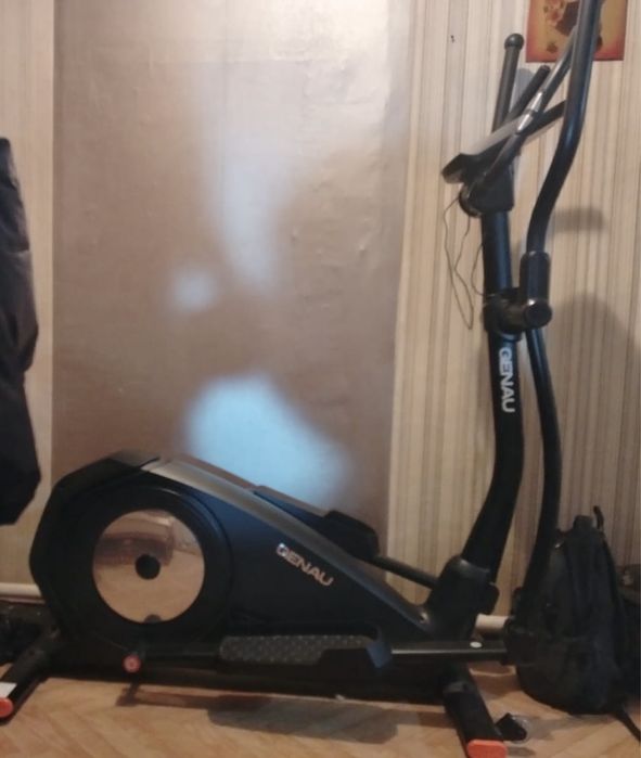 Эллиптический тренажер