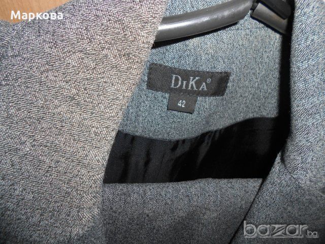 Дамски костюм DIKA