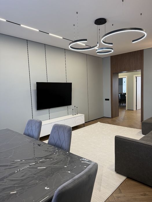 Сдам посуточно элитную квартиру