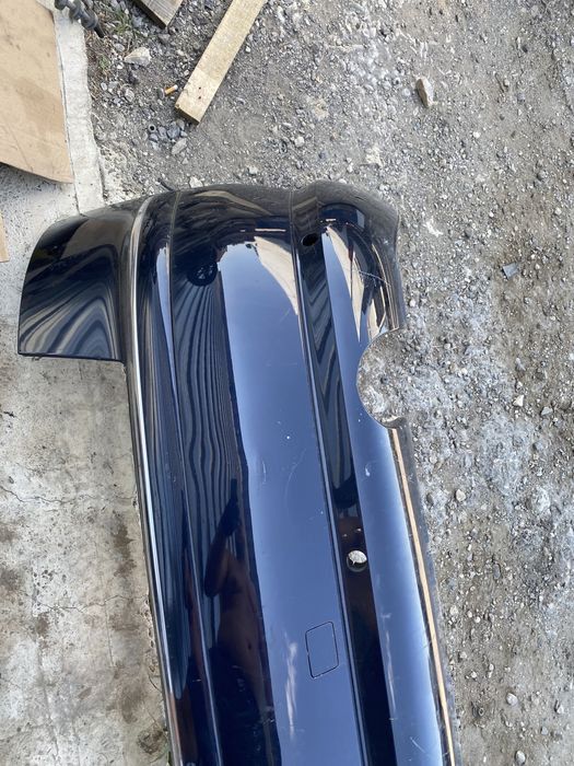 Продавам задна броня за AUDI A8 D3 3.0d 2006 оригинална комплект