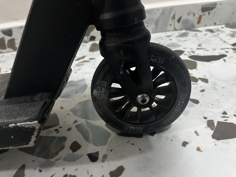 Трюковой самокат Limit pro scooter