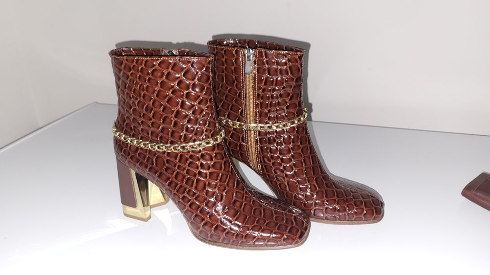 Сапожки осенние/весенние размер 39