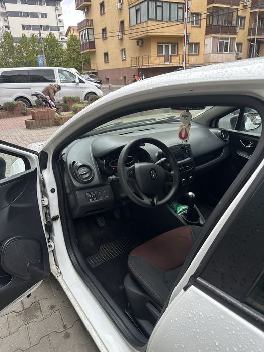 Vand reno clio 4 1.5 dci