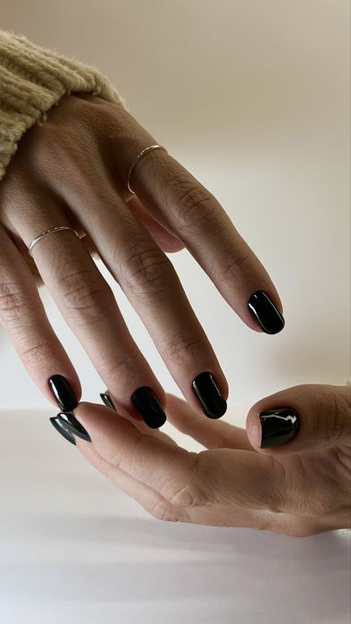 Manichiura pedichiura cu gel