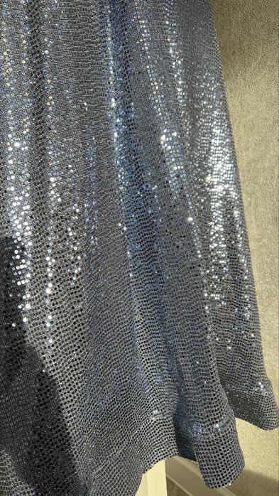 Шикарное вечернее платье