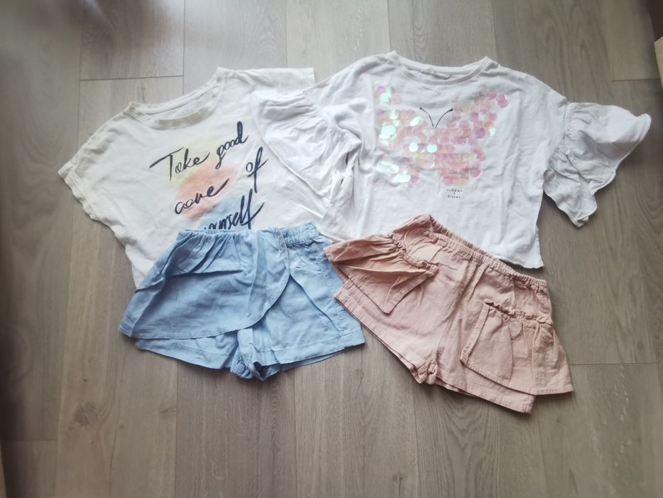 Set pantalon scurt și tricou pentru fetite 4-5 ani.