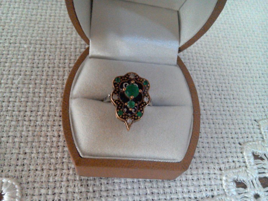 Inel vechi argint 925 marcat, smaralde și safire albe, mărime: 50/51