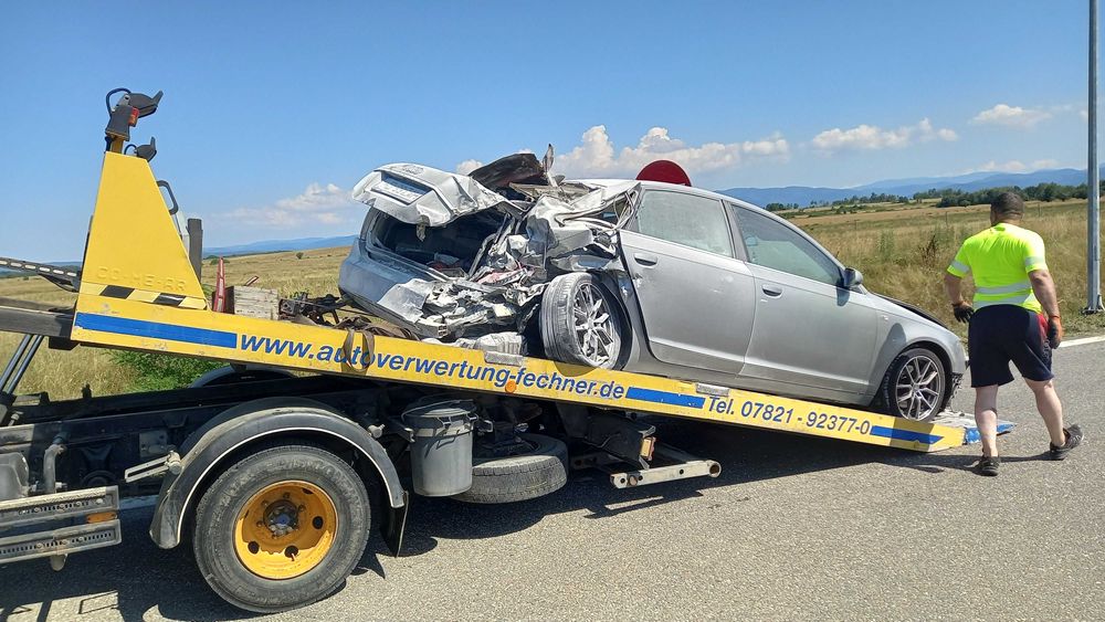 Tractari /Transport Auto Non Stop Interventie Accident