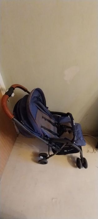 Продам коляску детскую.б/у