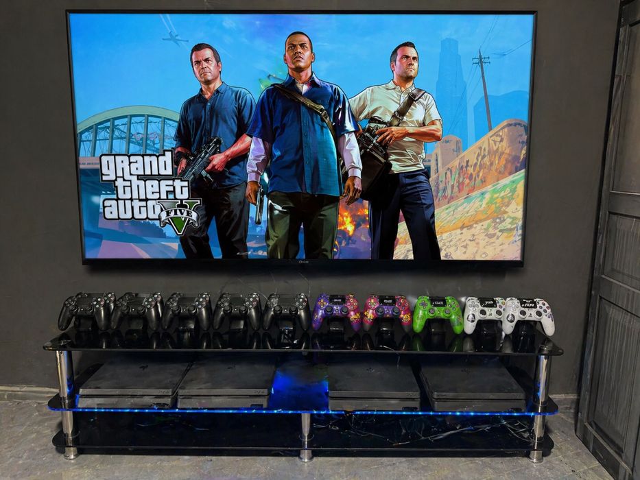 PlayStation 4 Komplekt