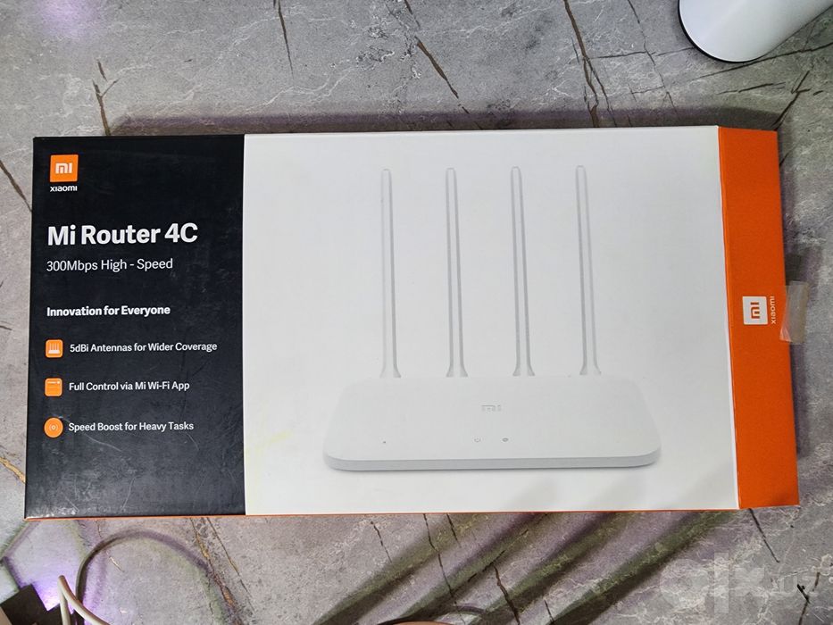 Wifi router Mi yangi holatda