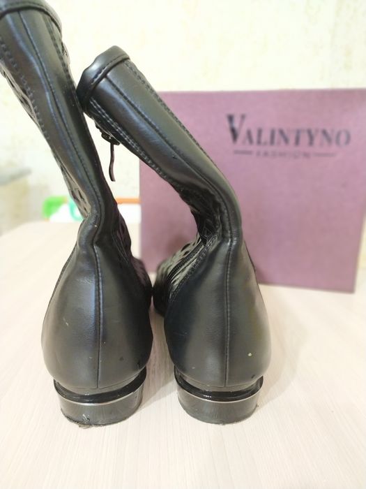 Продам летние сапожки..