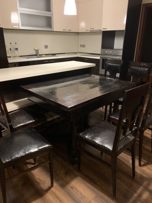 Антична маса от 19 ти век