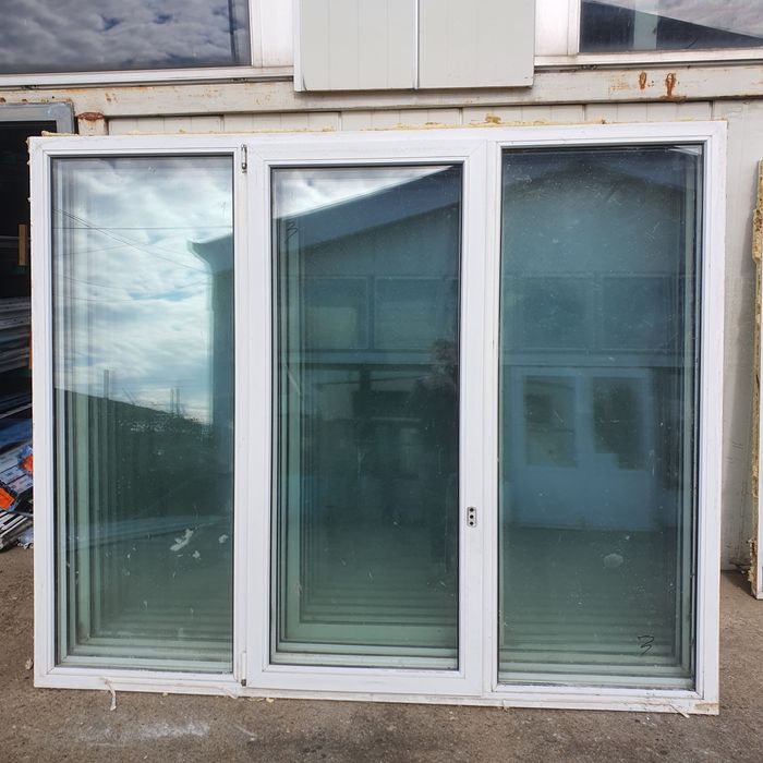 Ferestre second-hand pe stoc