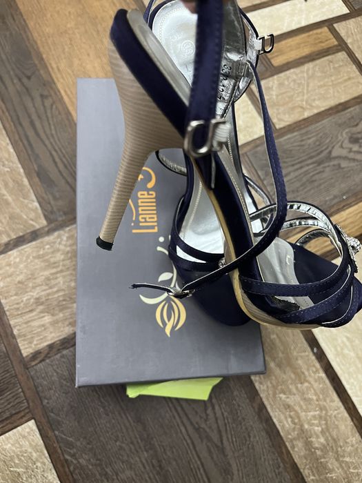 Продам туфли б/у 37 размер