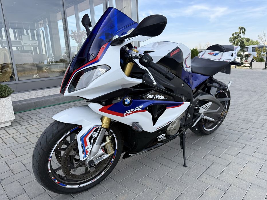 BMW S1000RR 200к.с AKRAPOVIC / R&G / 39000km